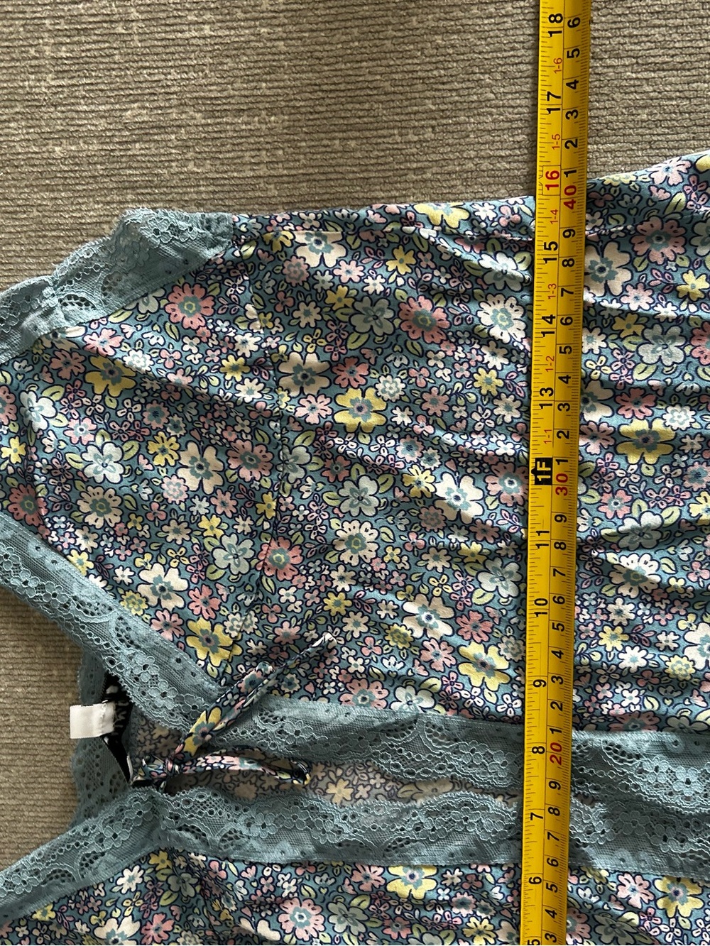 Frankies Bikinis Y2K Floral Lace Silk Cami Top S Fairy Femenine - Picture 12 of 14